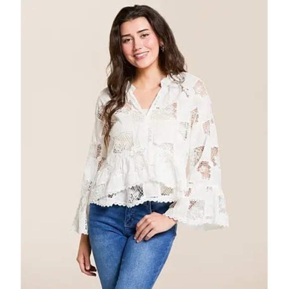 blue b Tops - Blue B Crochet Peplum Top White Small V-Neck Bell Sleeve 37129T